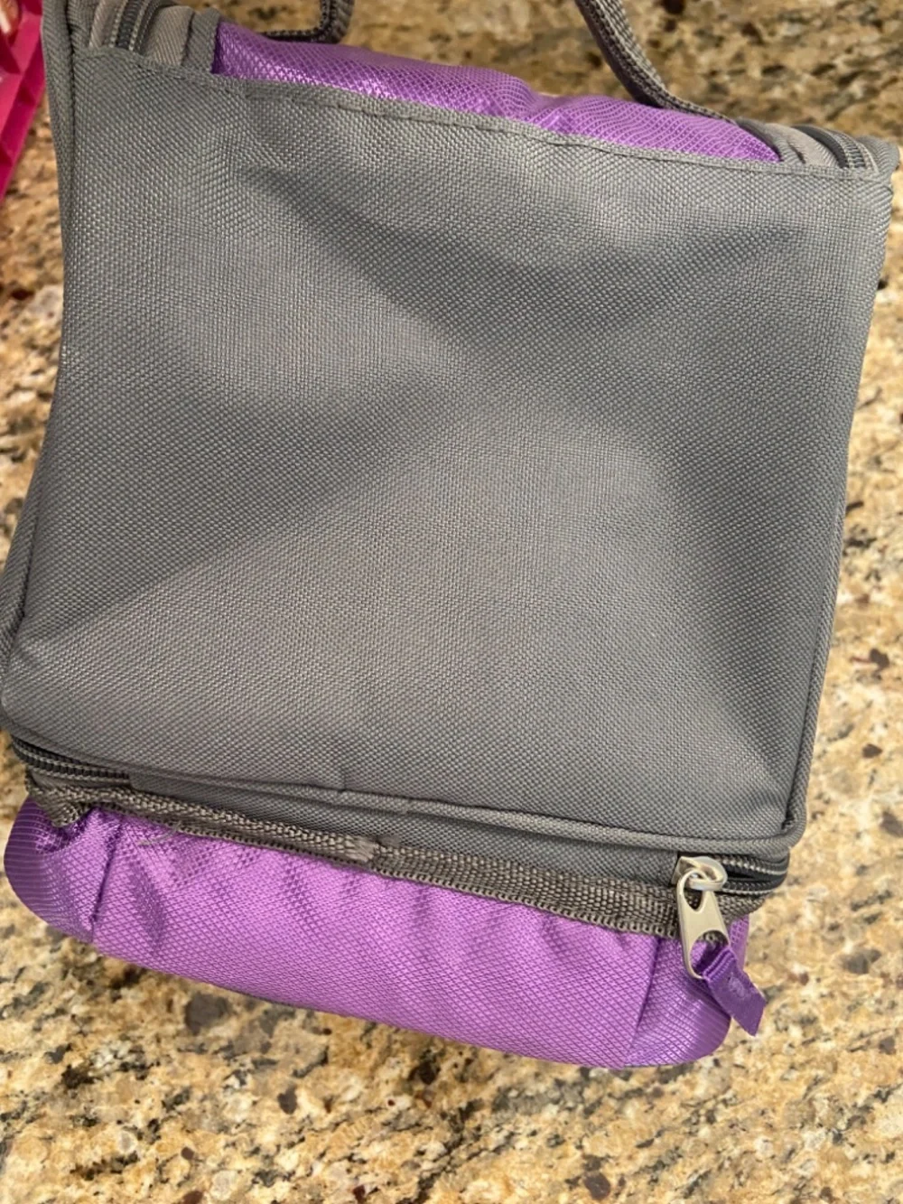 Like new! LIFOAM two compartment lunch bag Purple Grey